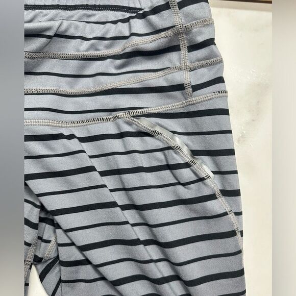 Athleta Relay Striped Leggings, Black & Gray, Size M, Running, Yoga, Athleisure - Picture 11 of 15